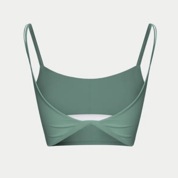 Halara Twisted Back Exercise Crop Tank Top Size M Pale Green NWOT - Picture 4 of 7